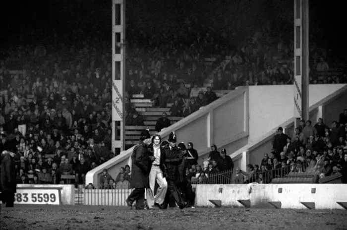 Framed Print : Manchester City 3 v. Middlesbrough 2. Division One Football. January 1981 MF01-13-111
