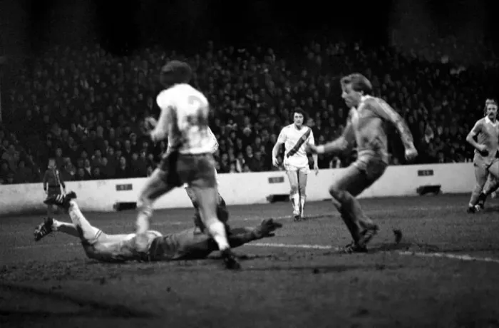Framed Print : Manchester City 4 v. Crystal Palace 0. F. A Cup Football. January 1981 MF01-03-017