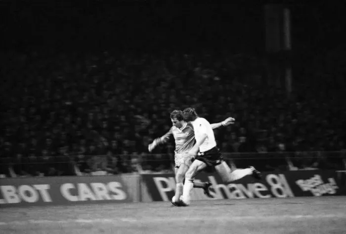 Framed Print : Manchester City 4 v. Swansea 0. November 1981 MF04-01-032 Framed Print : Manchester City 4 v. Swansea 0. November 1981 MF04-01-032