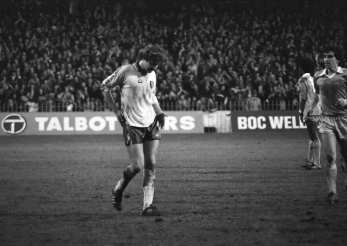 Framed Print : Manchester City 6 v. Norwich City 0. F. A Cup. January 1981 MF01-15-103 Framed Print : Manchester City 6 v. Norwich City 0. F. A Cup. January 1981 MF01-15-103