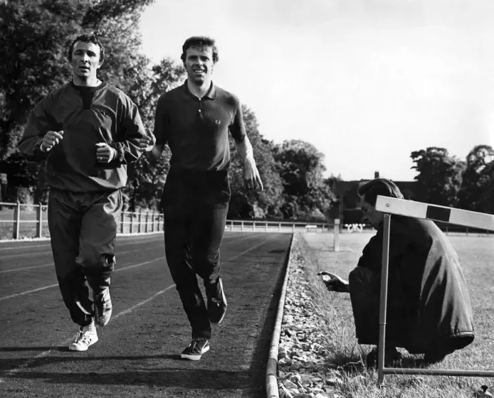 Framed Print : Manchester City footballer Mike Summerbee does special training with ex Great Britain