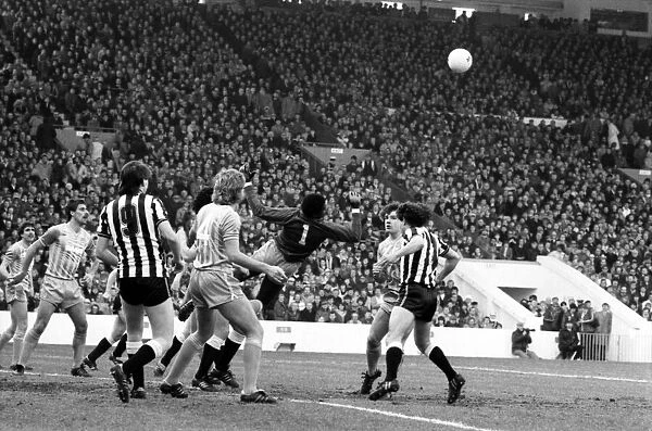 Manchester City v. Newcastle. February 1984 MF14-11-044 The final score was a two one