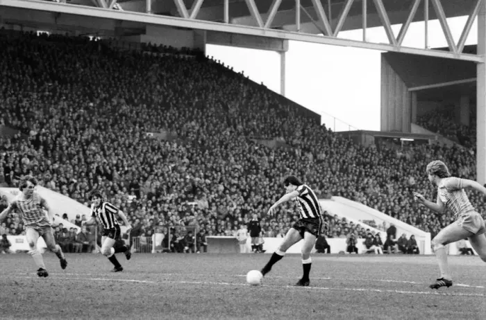 Framed Print : Manchester City v. Newcastle. February 1984 MF14-11-008 The final score was a two one Framed Print : Manchester City v. Newcastle. February 1984 MF14-11-008 The final score was a two one