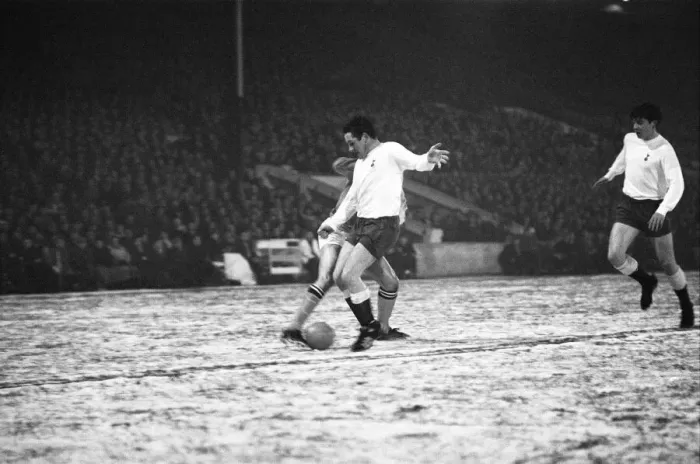 Framed Print : Manchester City v Tottenham Hotspur league match at Maine Road Framed Print : Manchester City v Tottenham Hotspur league match at Maine Road