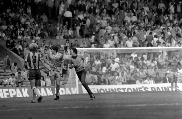 Framed Print : Manchester City v. West Bromwich Albion. August 1981 MF03-07-057 Framed Print : Manchester City v. West Bromwich Albion. August 1981 MF03-07-057