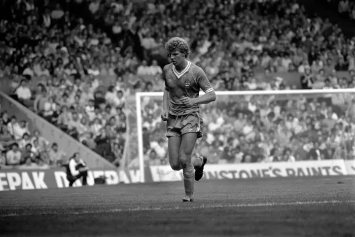 Framed Print : Manchester City v. West Bromwich Albion. August 1981 MF03-07-066 Framed Print : Manchester City v. West Bromwich Albion. August 1981 MF03-07-066