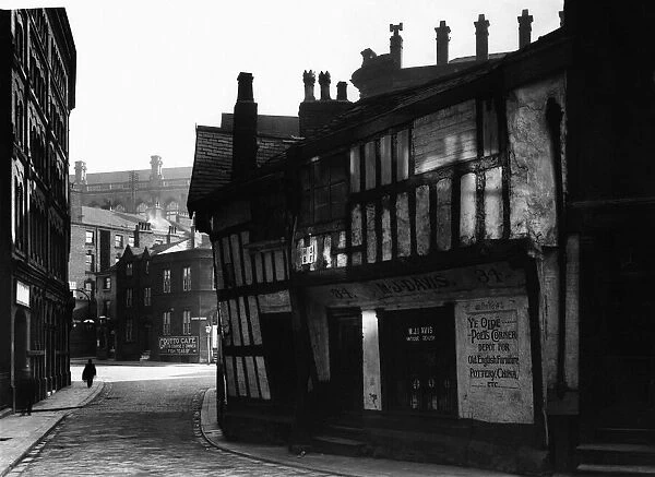 Manchester - Long Millgate, Poets Corner, November 1948. P000201