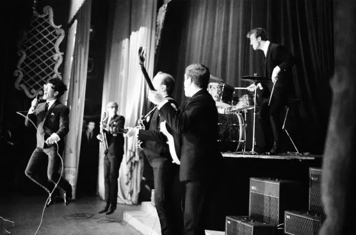 Framed Print : Manchester pop group Freddie and the Dreamers performing on stage at the Britannia Framed Print : Manchester pop group Freddie and the Dreamers performing on stage at the Britannia