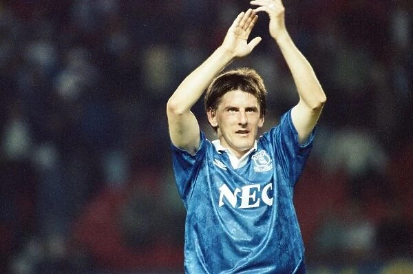 Manchester United 0 - 3 Everton, Premier League match at Old Trafford. Peter Beardsley
