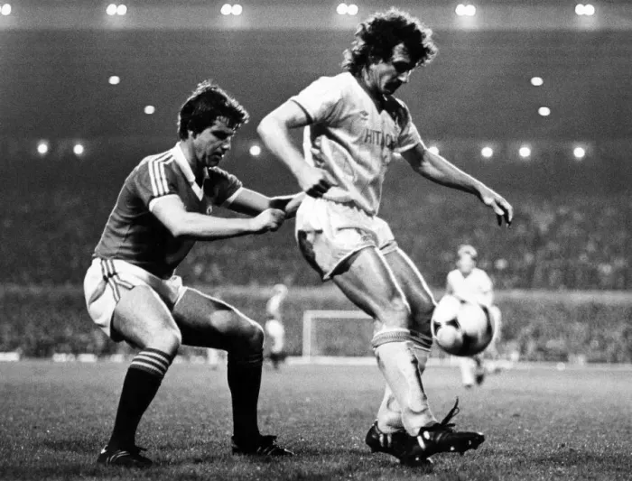 Framed Print : Manchester United 0-3 Liverpool, league match at Old Trafford, Wednesday 7th April 1982 Framed Print : Manchester United 0-3 Liverpool, league match at Old Trafford, Wednesday 7th April 1982