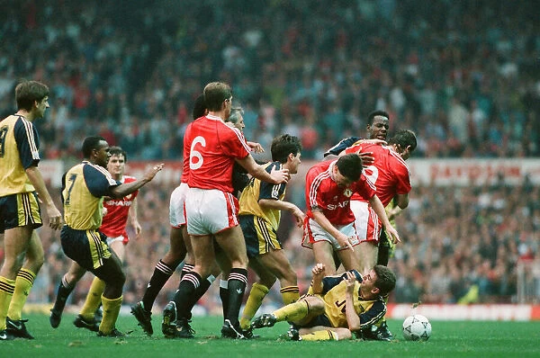 Manchester United 0 v. Arsenal 1. 20th October 1990. Gary Pallister no