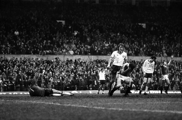 Manchester United 0 v. Leeds United 1. Division One Football. February 1981 MF01-37-097