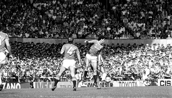 Manchester United 0 v. West Ham 0. April 1984 MF15-08-031