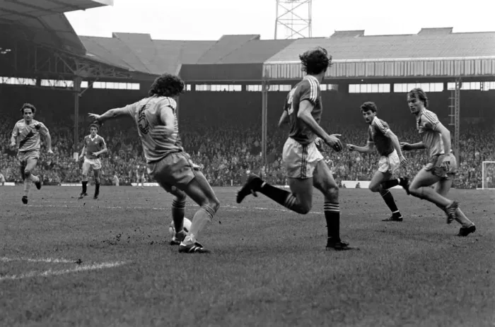 Framed Print : Manchester United 1 v. Crystal Palace 0. Division One Football. April 1981 MF02-12 Framed Print : Manchester United 1 v. Crystal Palace 0. Division One Football. April 1981 MF02-12