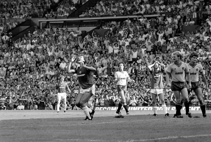 Framed Print : Manchester United 1 v. Watford 1. August 1984 MF17-18-026 Framed Print : Manchester United 1 v. Watford 1. August 1984 MF17-18-026