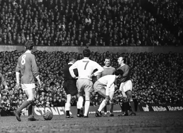 Framed Print : Manchester United 2-0 Burnley, Division One league match at Old Trafford