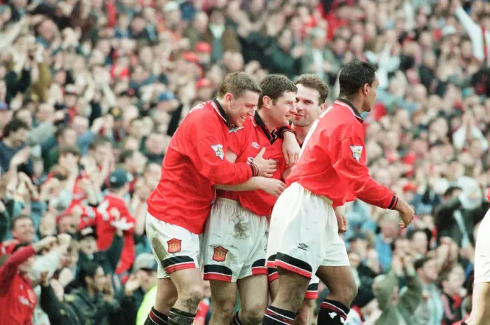 Framed Print : Manchester United 2-0 QPR, FA Cup Quarter Final match action, Old Trafford