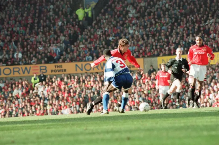 Framed Print : Manchester United 2-0 QPR, FA Cup Quarter Final match action, Old Trafford Framed Print : Manchester United 2-0 QPR, FA Cup Quarter Final match action, Old Trafford