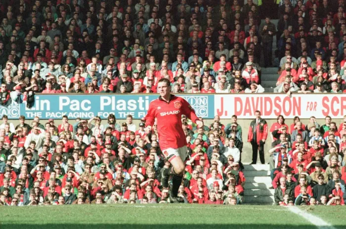 Framed Print : Manchester United 2-0 QPR, FA Cup Quarter Final match action, Old Trafford Framed Print : Manchester United 2-0 QPR, FA Cup Quarter Final match action, Old Trafford