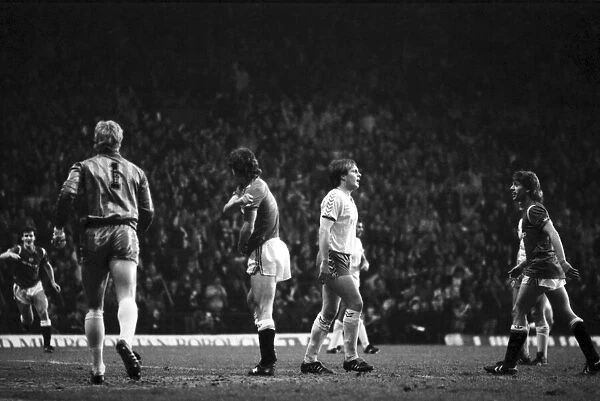 Manchester United 2 v. Norwich 0. December 1984 MF18-19-039