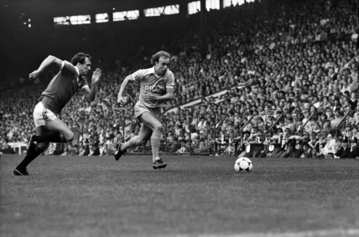 Framed Print : Manchester United 2 v. Stoke City 0. Division 1 Football. May 1982 MF07-02-038
