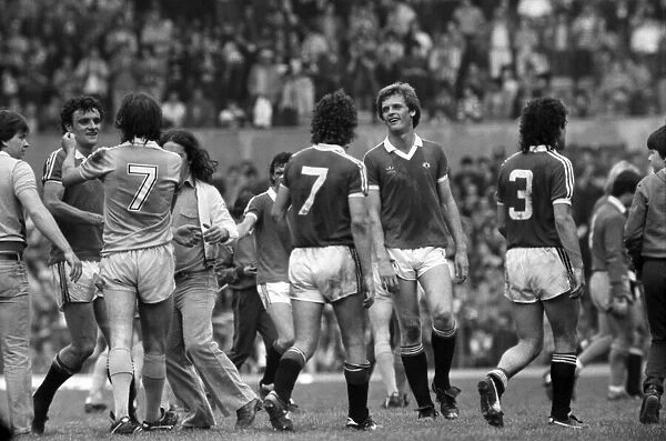 Manchester United 2 v. Stoke City 0. Division 1 Football. May 1982 MF07-02-056