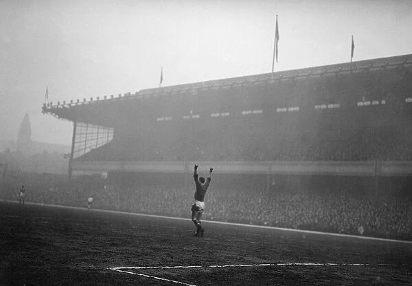Manchester United 5-3 Fulham 1958 FA Cup semi final replay 26  /  03  /  1958
