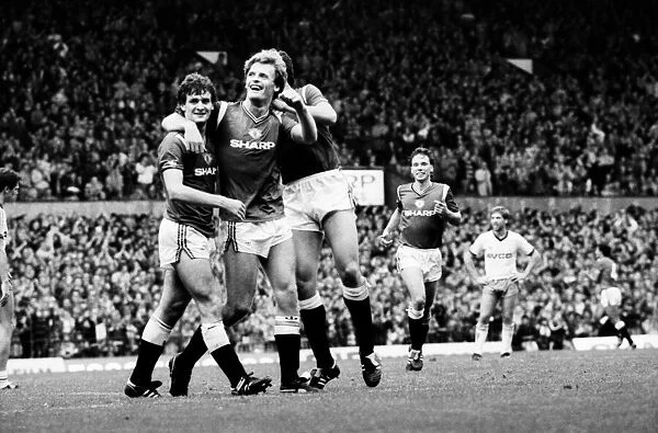 Manchester United 5 v. West Ham 1. October 1984 MF18-02-027