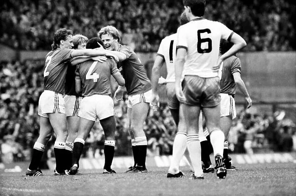 Manchester United 5 v. West Ham 1. October 1984 MF18-02-101
