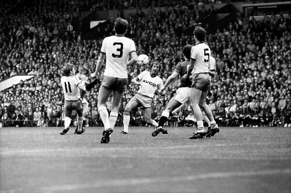 Manchester United 5 v. West Ham 1. October 1984 MF18-02-089