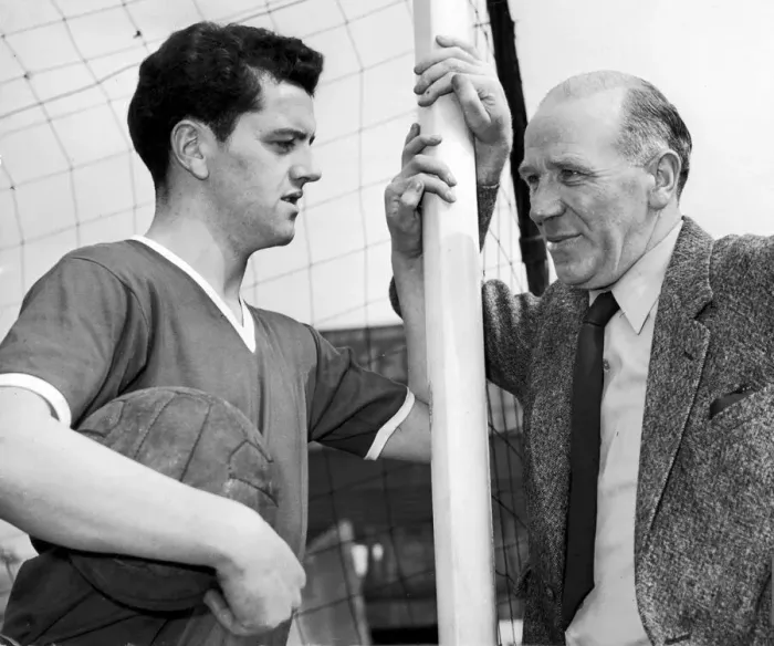 Framed Print : Manchester United footballer Tommy Taylor with his manager Matt Busby, circa 1957 Framed Print : Manchester United footballer Tommy Taylor with his manager Matt Busby, circa 1957