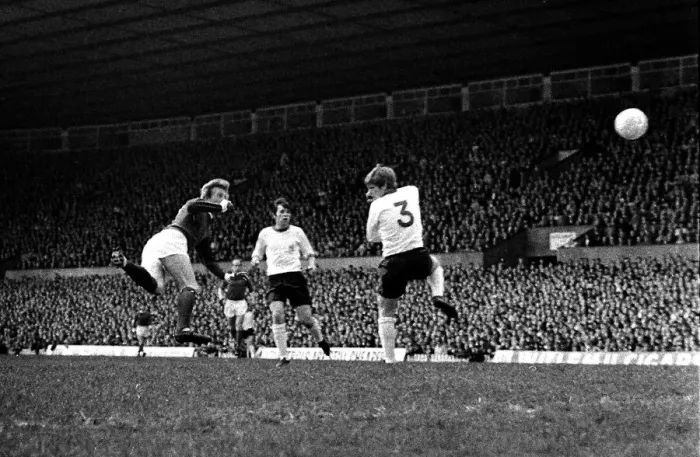 Framed Print : Manchester United forward Denis Law scores the winning goal with a flying header during