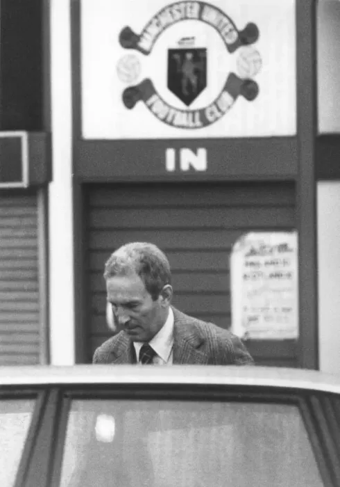 Framed Print : Manchester United managerDave Sexton leaves Old Trafford after being sacked by chairman Framed Print : Manchester United managerDave Sexton leaves Old Trafford after being sacked by chairman