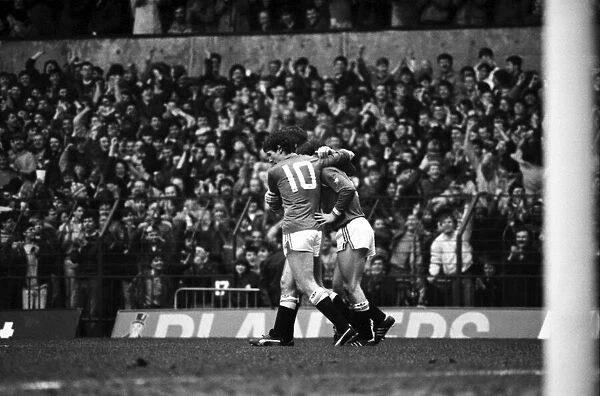 Manchester United v. Aston Villa. March 1985 MF20-12-033 The final score was a