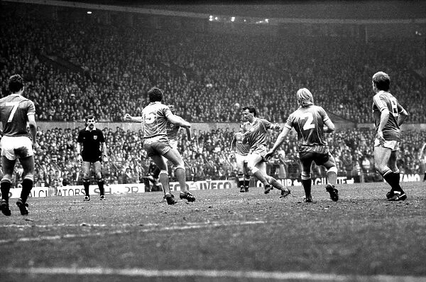 Manchester United v. Birmingham. April 1984 MF15-04-035 The final score was a one