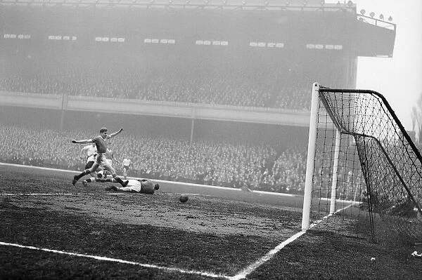 Manchester United v Fulham in the FA Cup Semi Final Goalmouth action during