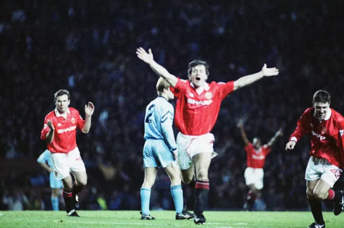 Framed Print : Manchester United v Manchester City, league match at Old Trafford Framed Print : Manchester United v Manchester City, league match at Old Trafford