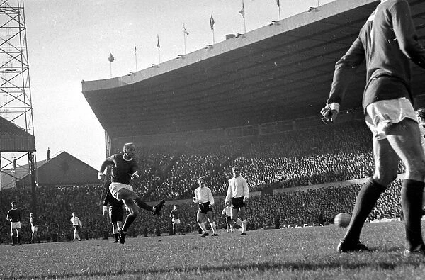 Manchester United v Stoke City-Bobby Charlton scores November 1969