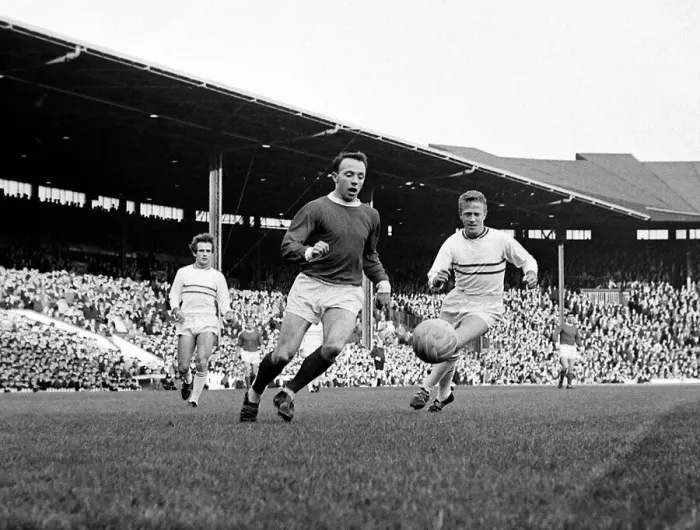 Framed Print : Manchester United versus Strasbourg-Nobby Stiles on the ball. May 1965