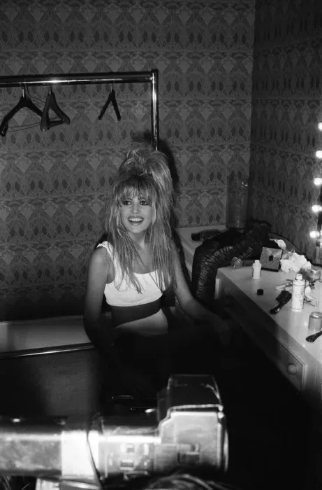 Framed Print : Mandy Smith at a nightclub to promote her new song. 17th January 1987 Framed Print : Mandy Smith at a nightclub to promote her new song. 17th January 1987