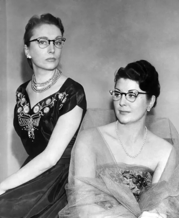 Framed Print : A mannequin parade of spectacles and dresses was held at the Royal Hotel, Southport