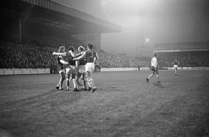 Framed Print : Mansfield 1-1 Aston Villa, League Three match at Field Mill, Monday 24th April 1972 Framed Print : Mansfield 1-1 Aston Villa, League Three match at Field Mill, Monday 24th April 1972