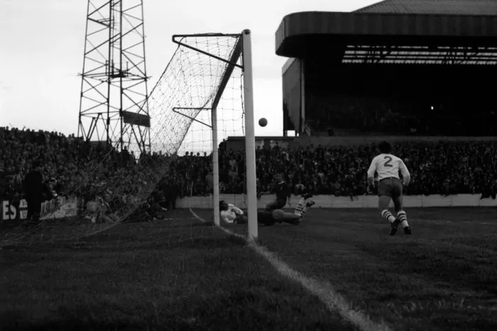 Framed Print : Mansfield v. Liverpool. September 1970 71-00193-026 Framed Print : Mansfield v. Liverpool. September 1970 71-00193-026