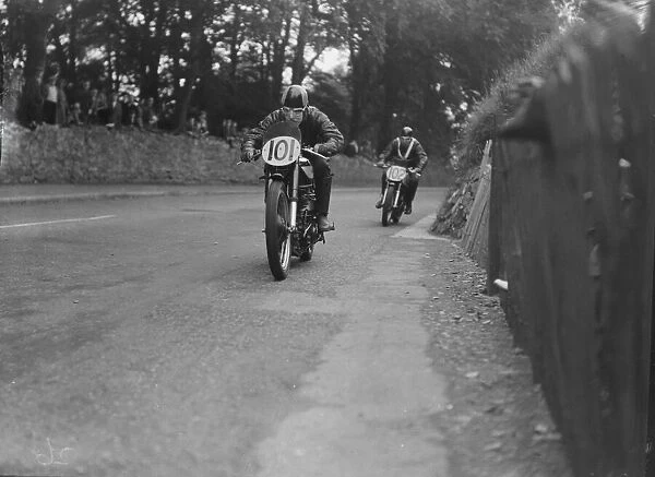 Manx Junior Grand Prix Isle of Man 1951 R H Rudge 12  /  9  /  1951 B4572  /  9