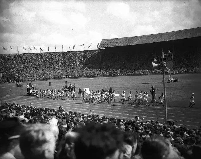 Framed Print : The Marathon runners during the London Olympics Games 1948 at Wembley