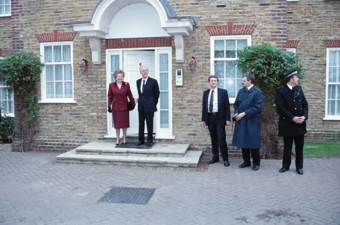 Framed Print : Margaret and Denis Thatcher at their new home in Dulwich. 28th November 1990 Framed Print : Margaret and Denis Thatcher at their new home in Dulwich. 28th November 1990