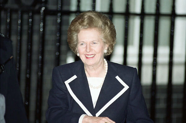 Margaret Thatcher at 10 Downing Street after John Major won the Conservative leadership