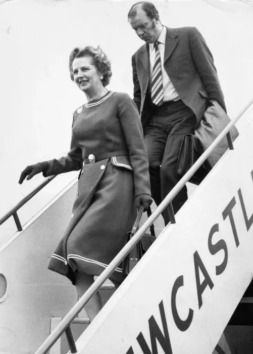Framed Print : Margaret Thatcher arrives at Newcastle Airport on route to a visit to Durham University Framed Print : Margaret Thatcher arrives at Newcastle Airport on route to a visit to Durham University