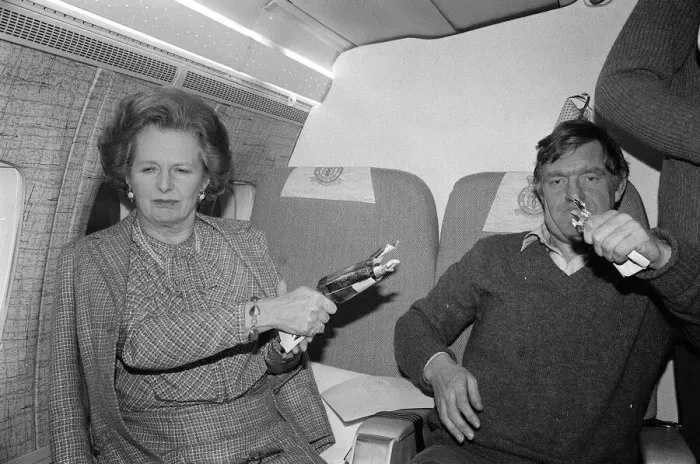 Framed Print : Margaret Thatcher British Prime Minister - December 1984 relaxes at an impromptu Framed Print : Margaret Thatcher British Prime Minister - December 1984 relaxes at an impromptu