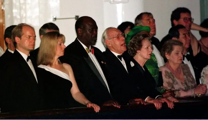 Framed Print : Margaret Thatcher and husband Denis in Hong Kong on board Royal Yacht Britania with